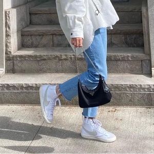 Nike Blazer Mid '77 Shoe